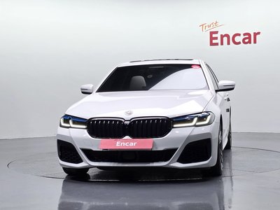 BMW 5 SERIES - 2