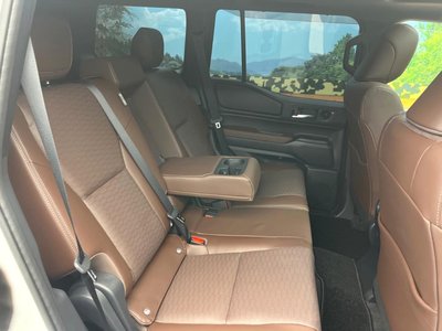 TOYOTA LAND CRUISER 250 - 9