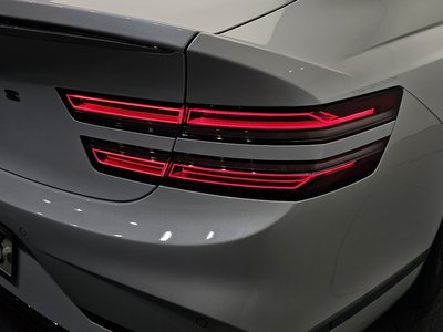 GENESIS G80 (RG3) - 10