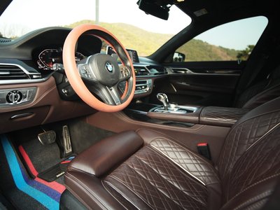 BMW 7 SERIES - 4