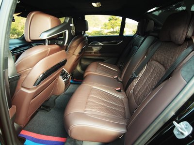 BMW 7 SERIES - 10
