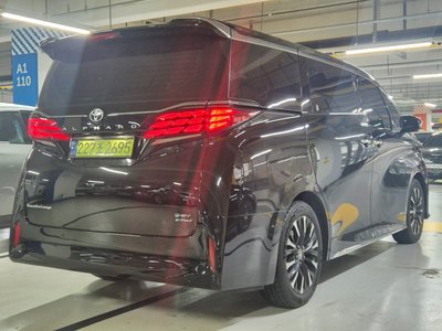 TOYOTA ALPHARD - 2