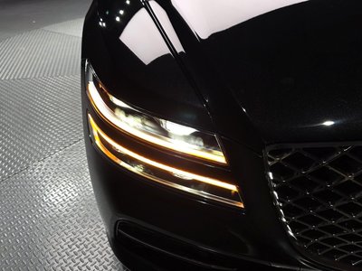 GENESIS G80 (RG3) - 9