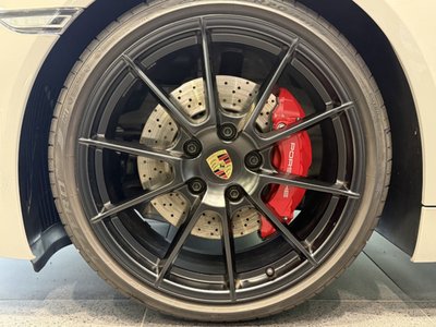 صورة 12 لـ 2025 Porsche 718