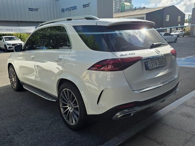 2025 Mercedes-BENZ GLE — фото 4