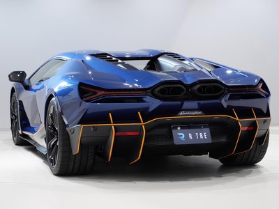 2024 Lamborghini REVUELTO thumbnail 15