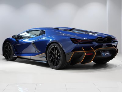 2024 Lamborghini REVUELTO thumbnail 17