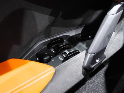 2024 Lamborghini REVUELTO thumbnail 43
