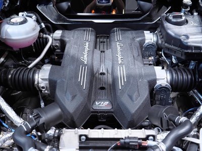 2024 Lamborghini REVUELTO photo 3