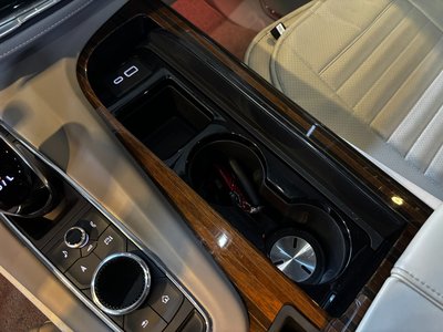 صورة مصغرة 13 لـ 2021 Cadillac ESCALADE 5TH GENERATION