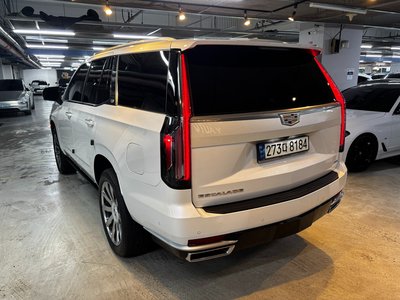 2021 Cadillac ESCALADE photo 5