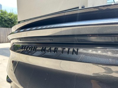 2023 Aston Martin DBS SUPERLEGGERA 照片 11