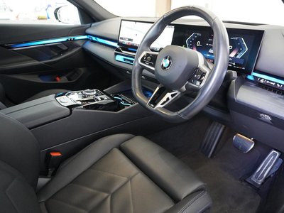 BMW 5 SERIES - 5