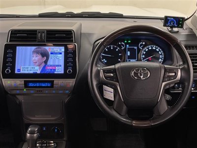 TOYOTA LAND CRUISER PRADO - 4