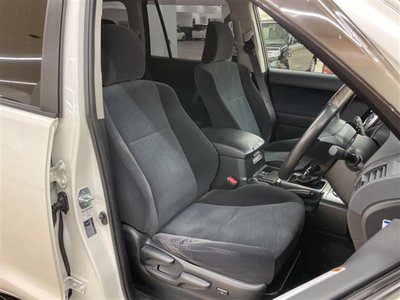 TOYOTA LAND CRUISER PRADO - 10