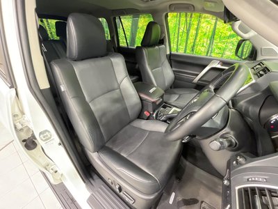 TOYOTA LAND CRUISER - 10