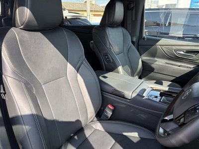 2025 Toyota ALPHARD photo 6