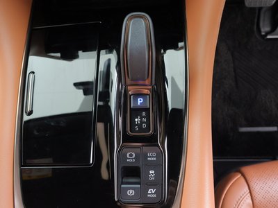 صورة مصغرة 23 لـ 2023 Toyota VELLFIRE