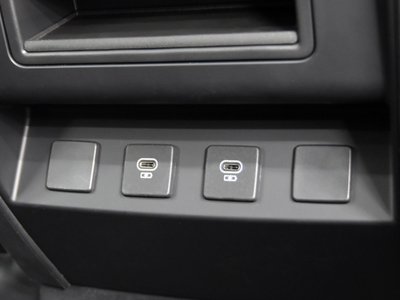2025 LAND Rover DEFENDER 缩略图 29
