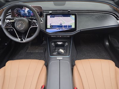 2025 Mercedes-BENZ E-CLASS 照片 5