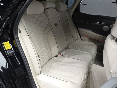 2026 Genesis G80 (RG3) thumbnail 17