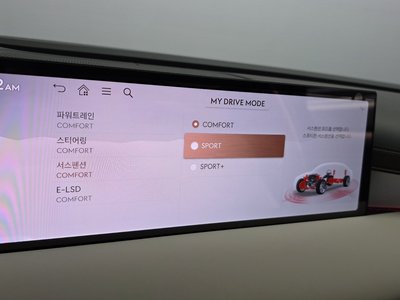 2026 Genesis G80 (RG3) thumbnail 24