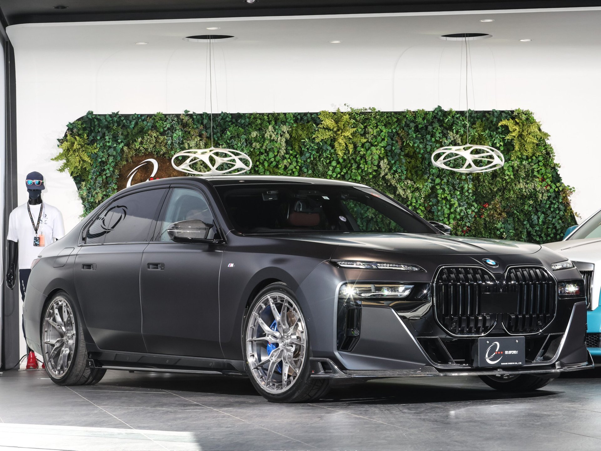 BMW 7 SERIES - View 1