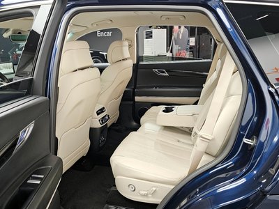 2021 Genesis GV80 — миниатюра 11