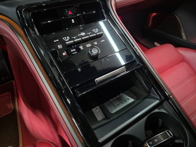 2024 Porsche PANAMERA thumbnail 12