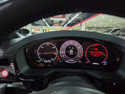 2024 Porsche PANAMERA thumbnail 11