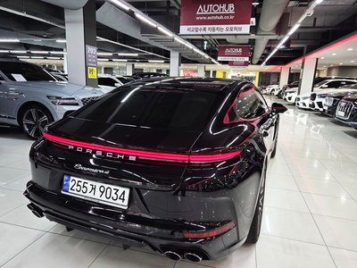 صورة 3 لـ 2024 Porsche PANAMERA