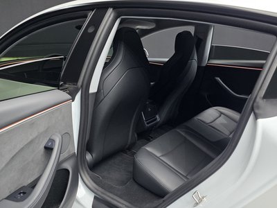 صورة مصغرة 16 لـ 2024 Tesla MODEL 3