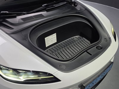 صورة 7 لـ 2024 Tesla MODEL 3