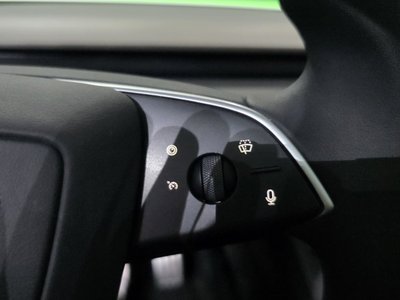 صورة مصغرة 33 لـ 2024 Tesla MODEL 3