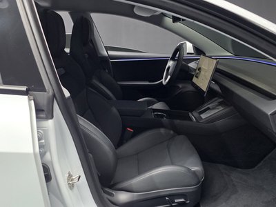صورة مصغرة 17 لـ 2024 Tesla MODEL 3