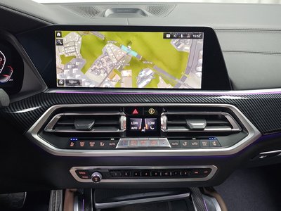 2021 BMW X6 — миниатюра 18