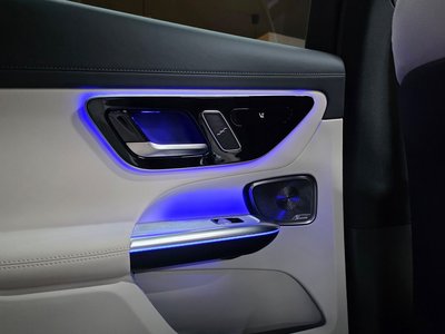 صورة 7 لـ 2023 Mercedes-BENZ GLC