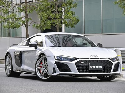 AUDI R8 - 1