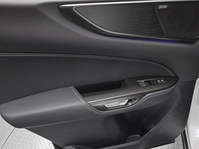 2024 Lexus NX — миниатюра 15