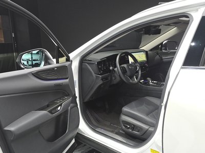 2024 Lexus NX — миниатюра 13