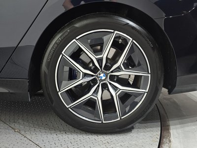 2024 BMW 5 SERIES photo 8