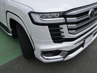 TOYOTA LAND CRUISER - 5