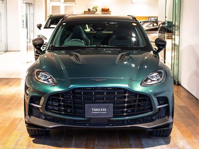 ASTON MARTIN DBX - 5