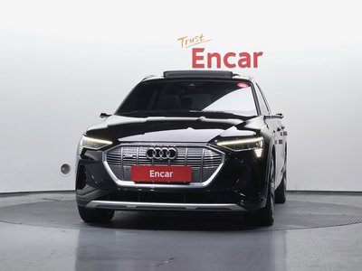 AUDI E-TRON - 2