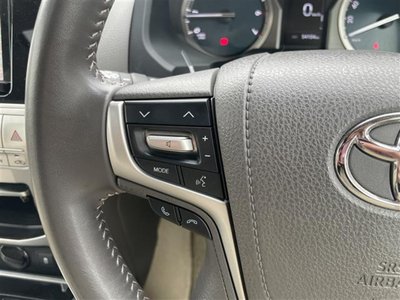 TOYOTA LAND CRUISER PRADO - 9