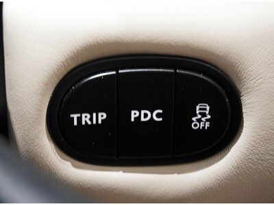 BENTLEY FLYING SPUR 2013 thumbnail 37