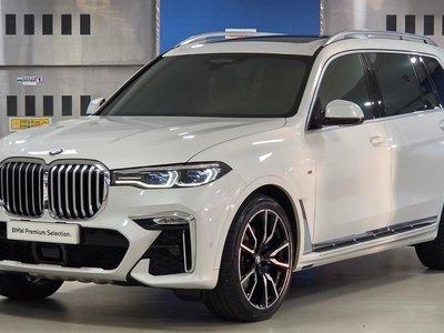 2021 BMW X7 — фото 1