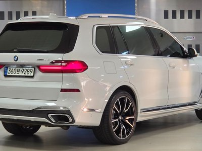 2021 BMW X7 — фото 5