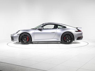 2023 Porsche 911 photo 9