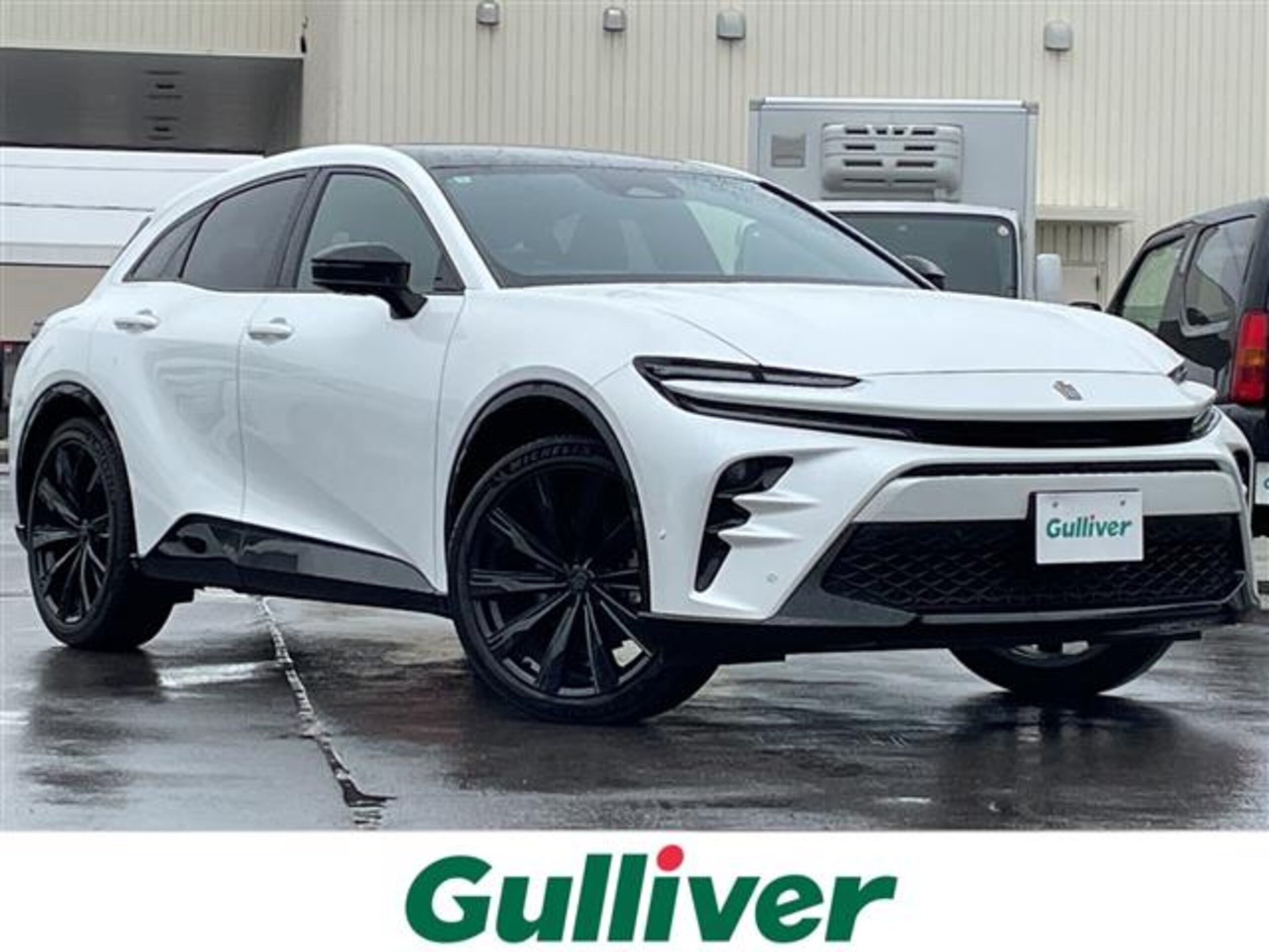 TOYOTA CROWN SPORT - View 1